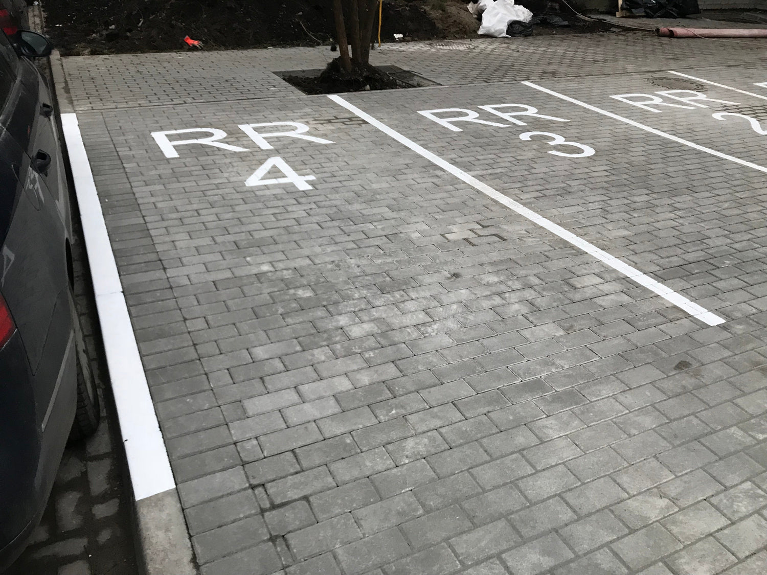 Parkingų įrengimas