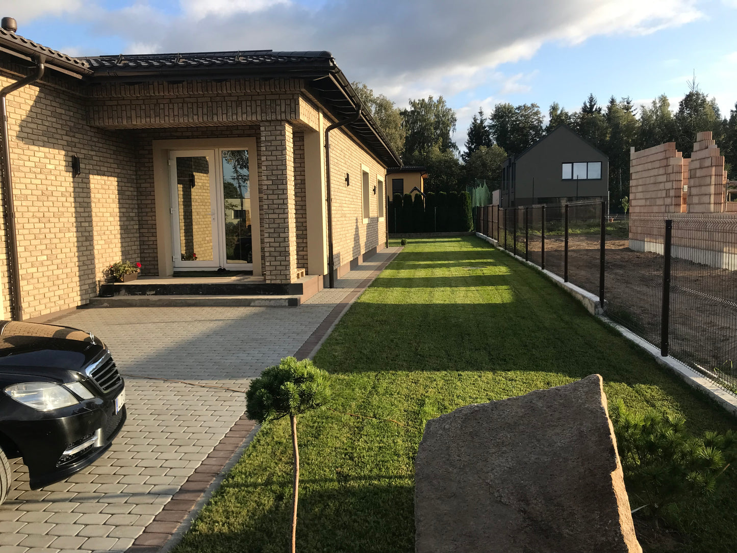 Trinkelių klojimo darbai